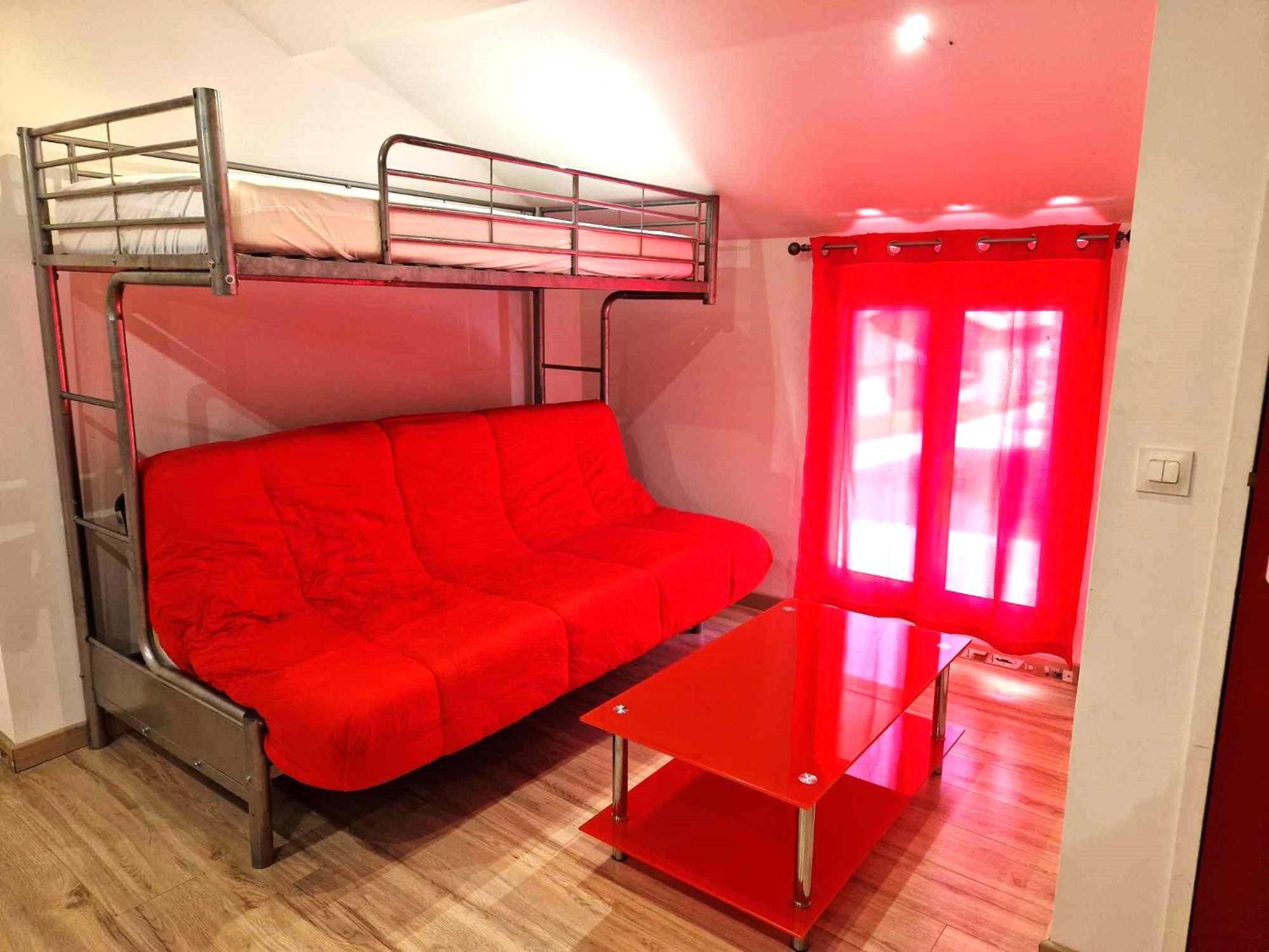 11 - Tres Joli 2 Pieces Tout Equipe Pour 1 A 5 Personnes, Vue Sur Parc Arbore, Parking Privatif Gratuit, Grand Fourgon Possible, Tout Le Linge De Maison Est Fourni Razac-sur-l'Isle Exterior photo